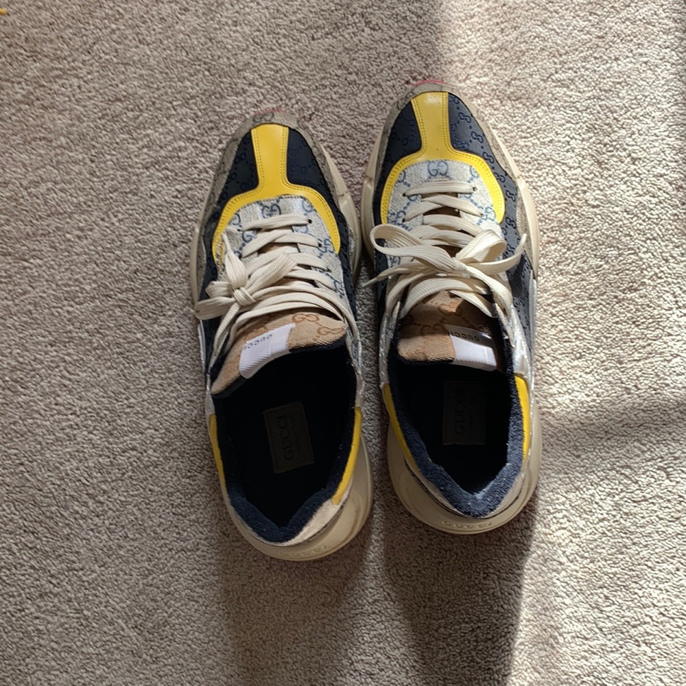Gucci shoes worn a couple times don’t want a lot for them .